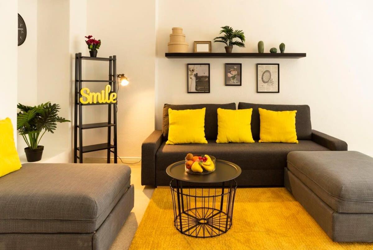 Modern 2 Bedroom Apartment In Berlin Schoeneberg Екстер'єр фото