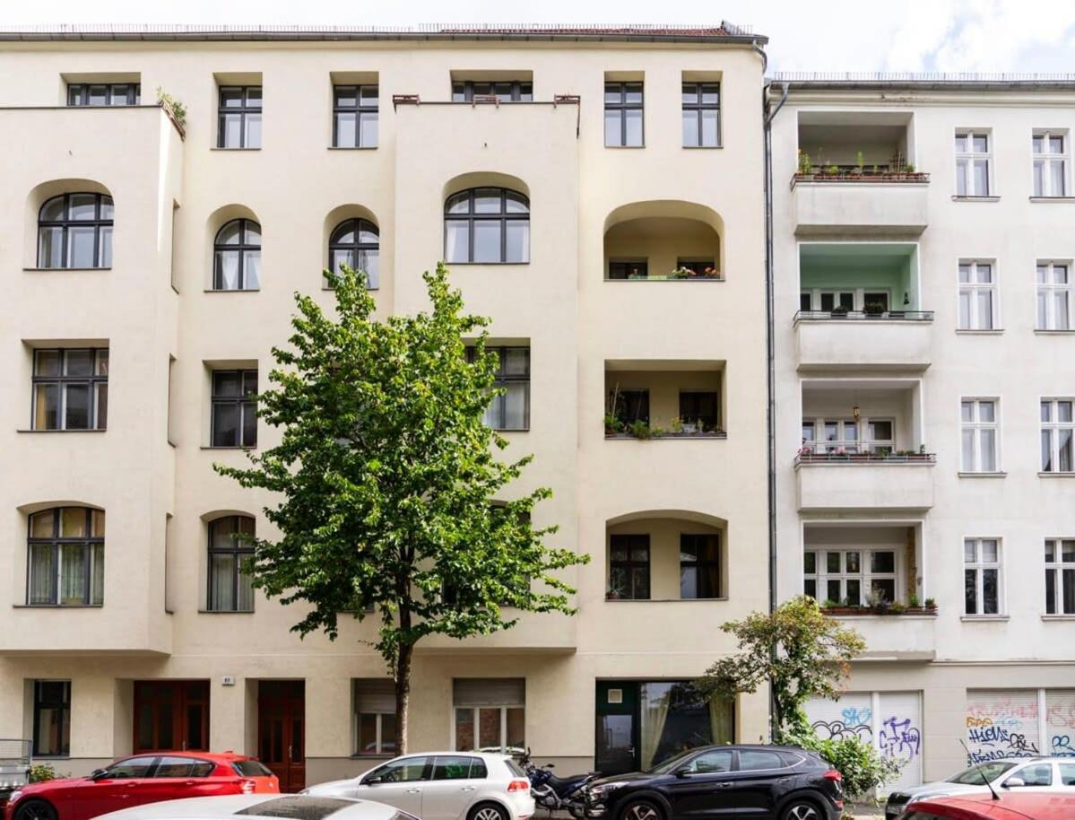 Modern 2 Bedroom Apartment In Berlin Schoeneberg Екстер'єр фото